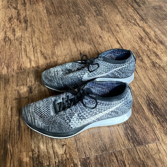 Nike Flyknit Racer - Oreo 2.0 W8/M6.5 - Picture 4 of 5